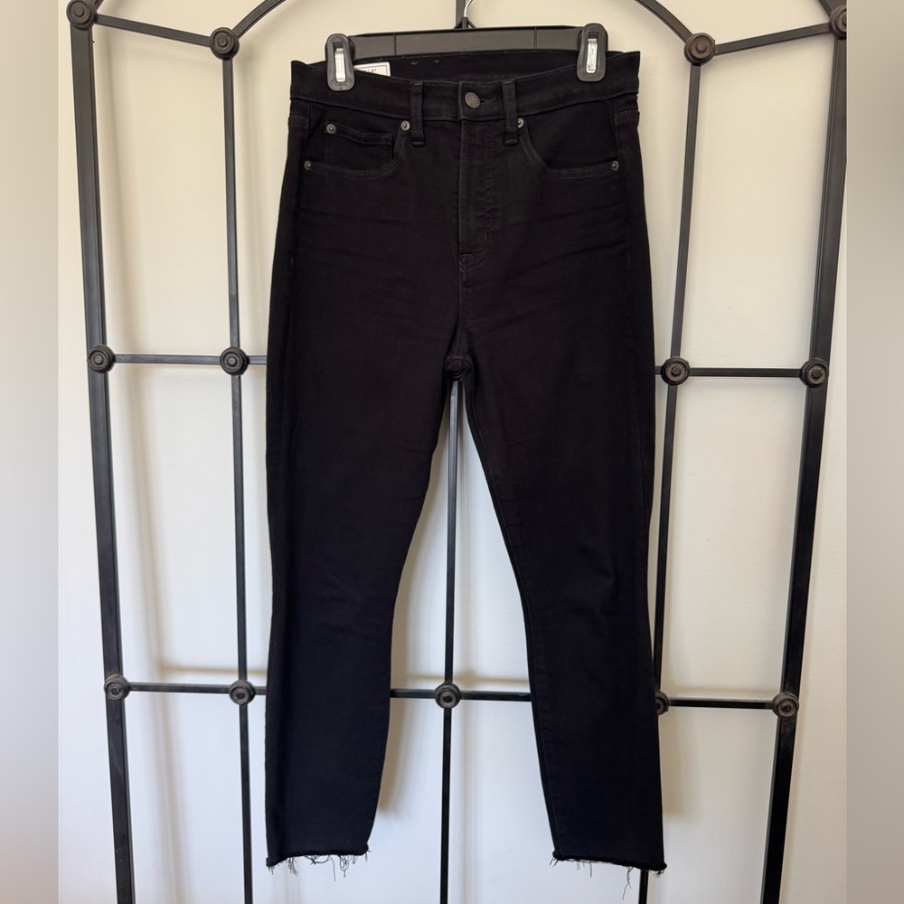 GAP Women’s True Skinny High Rise Jeans - Black 28 SHORT